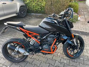 HUSQVARNA KTM DUCE 125