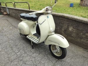 VESPA GL 150