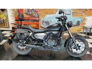 VENDO KEEWAY MOTOR K-LIGHT 125 (2021 - 25) USATA A FOLIGNO (CODICE 9891988) - MOTO.IT