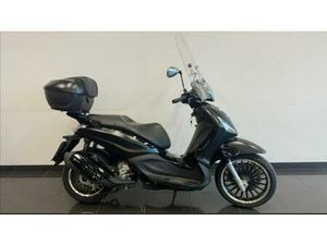 VENDO PIAGGIO BEVERLY 300 I.E. POLICE ABS-ASR (2017 - 20) USATA A ROMA (CODICE 9892398) - MOTO.IT