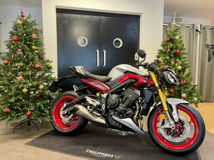 TRIUMPH STREET TRIPLE 765 RX, NAKED, MOTO NEUVE, CHF 14'995.-