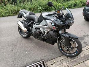 ② BMW K1300R