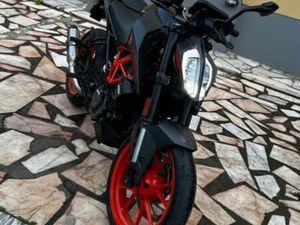 KTM DUKE 125 ANO 2021 MONTIJO E AFONSOEIRO