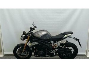 VENDO TRIUMPH SPEED TRIPLE 1200 RS (2021 - 24) USATA A LECCO (CODICE 9892597) - MOTO.IT