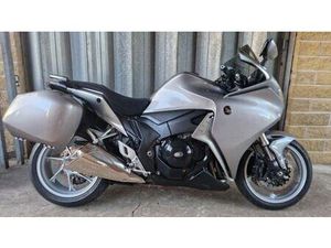 HONDA VFR1200F-A, 2010, 15,825 MILES, BEAUTIFUL CONDITION