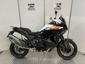 KTM 1390 SUPER ADVENTURE S ZWART