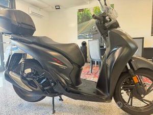 HONDA SH 150 SPORT KEYLESS