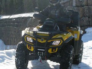 BOMBARDIER CAN-AM ATV