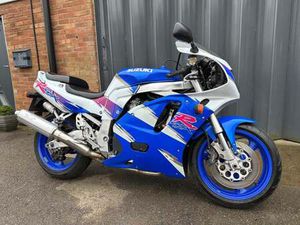 SUZUKI GSXR750 WN - 18K - 12 MONTHS MOT - Â