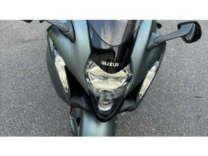VENDO SUZUKI GSX 1300 R HAYABUSA (2025) USATA A PRATO (CODICE 9891846) - MOTO.IT