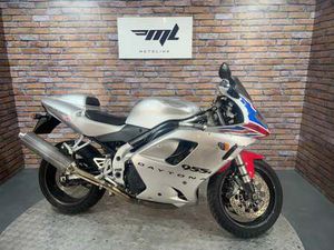 TRIUMPH DAYTONA 955I - NEW MOT - NATIONWIDE DELIVERY