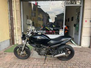 DUCATI MONSTER 600 DUCATI MONSTER 600 (1994 - 02) NERO