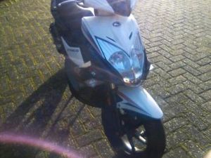 KYMCO SUPER 8