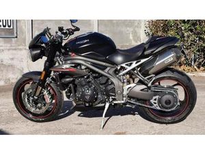 VENDO TRIUMPH SPEED TRIPLE 1050 RS (2018 - 20) USATA A VARESE (CODICE 9892230) - MOTO.IT