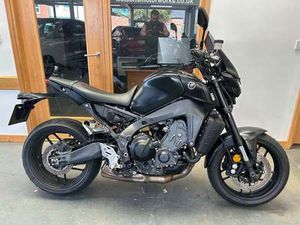 YAMAHA MT-09 2021
