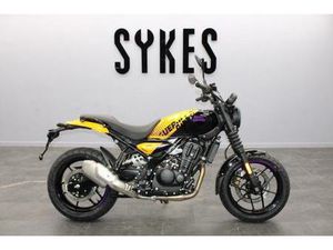 BRAND NEW ROYAL ENFIELD GUERRILLA 450 IN YELLOW RIBBON