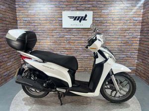 KYMCO PEOPLE 125 - EXCELLENT CONDITION - NEW MOT - NATIONWIDE DELIVERY
