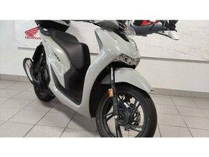 VENDO HONDA SH 125I (2024 - 25) USATA A CUNEO (CODICE 9892233) - MOTO.IT