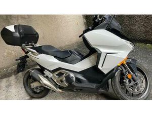 VENDO HONDA FORZA 750 DCT URBAN (2021 - 24) USATA A GENOVA (CODICE 9892019) - MOTO.IT