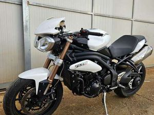 TRIUMPH SPEED TRIPLE 1050 BIANCO