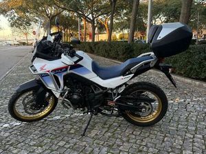 HONDA TRANSALP XL750 MODELO DE 2024 OEIRAS