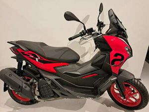 APRILIA SR GT 200 SPORT ABS ROSSO
