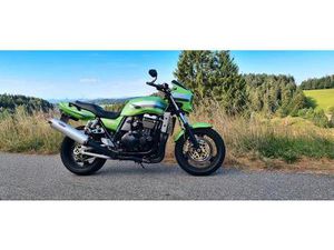 KAWASAKI ZRX 1100