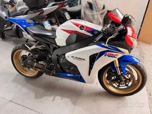 HONDA CBR 1000 RR