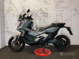HONDA X-ADV 750