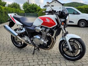 HONDA CB