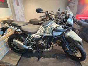ROYAL ENFIELD HIMALAYAN 450 EURO 5 451 CC