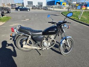 ZUVERLÄSSIGE SUZUKI GN 125 (BAUJAHR 1997) SUCHT NEUEN BESITZER!