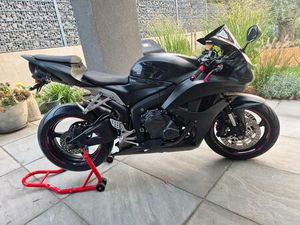 HONDA CBR 600RR PC40