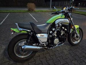 YAMAHA VMAX BJ 1995 WE &#034;GRINCH&#034;