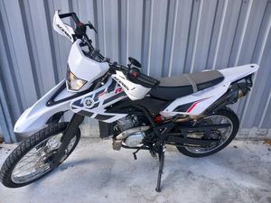 YAMAHA WR125R