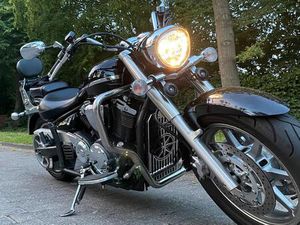 YAMAHA XVS 1300 A MIDNIGHT STAR