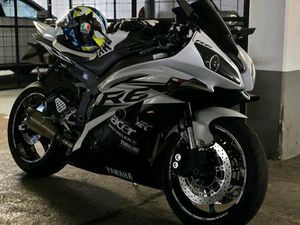 ICH VERKAUFE YAMAHA R6 RJ15