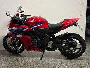 HONDA CBR 650 R