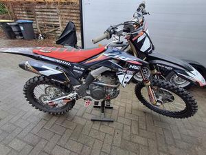 HONDA CRF 250 R 2019