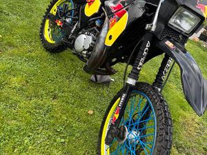 YAMAHA DT 125 TOP ZUSTAND MOTOR REVIDIERT