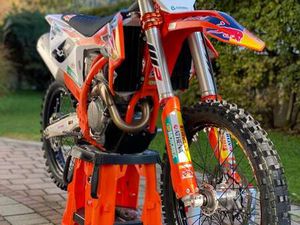 SXF 250 PRADO EDITION (REDBULL DEKOR)