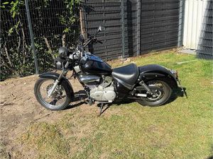 SUZUKI VL 125 INTRUDER