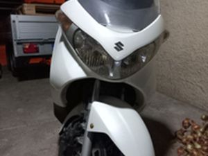 SUZUKI BURGMAN 125