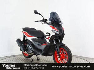 APRILIA SR GT 125 SPORT RACEWAY 125 CC