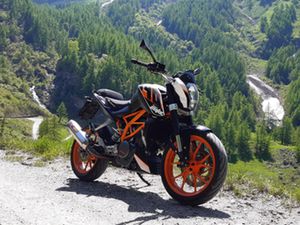 KTM DUKE