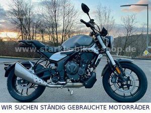 VOGE 500 AC - 1TE HAND - ERST 1900KM