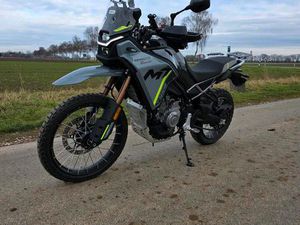 MOTORRAD ENDURO CFMOTO 450 MT 450MT EURO 5+ 2025 GIVI GRIFFH. ETC
