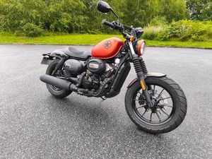 HYOSUNG AQUILA GV 125 BOBBER CHOPPER TÜV 5/27