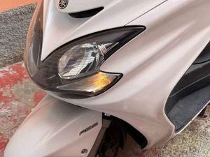 YAMAHA MAJESTY 400 ABS BIANCO