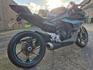 CFMOTO 450SR SPORT RACING PETROL MANUAL EURO 5 (47 PS) 449 CC